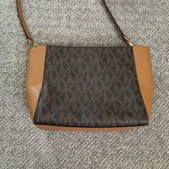 Michael Kors handbag - Picture 4 of 6